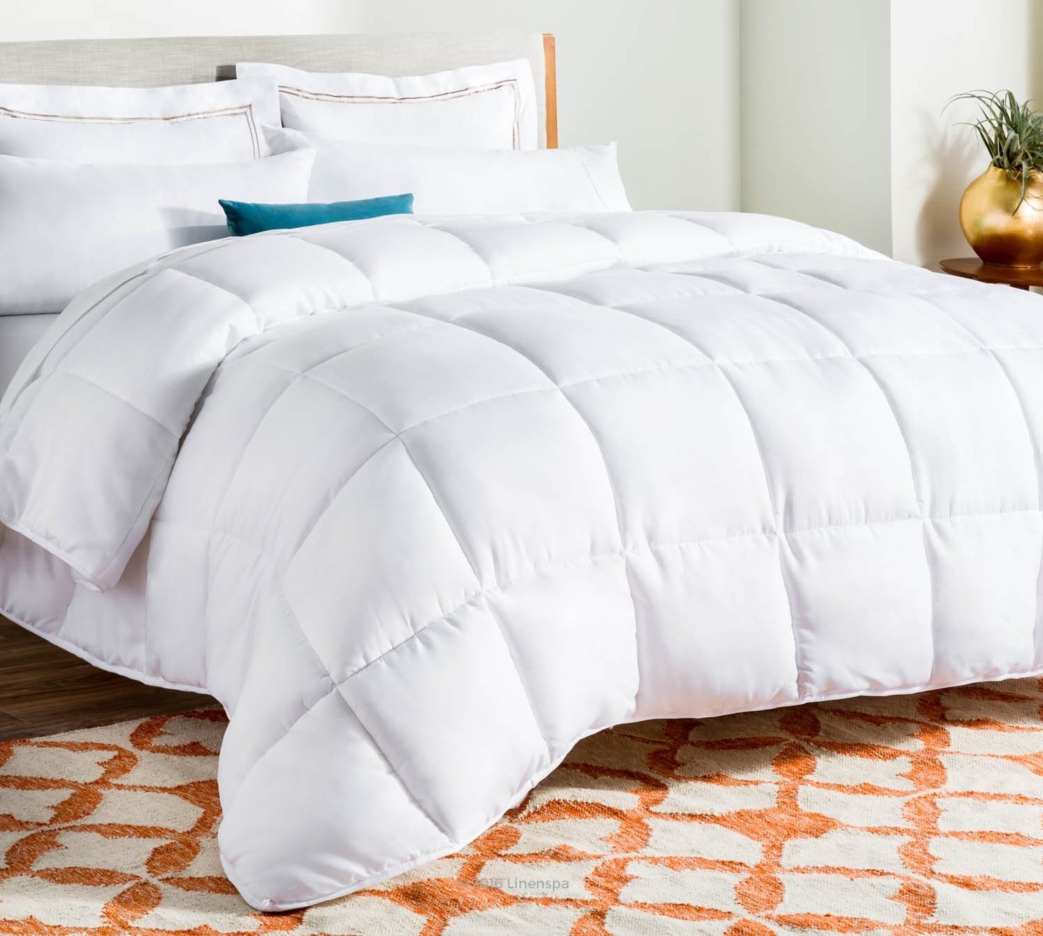 Best Down Comforters 2022: Linenspa All Season